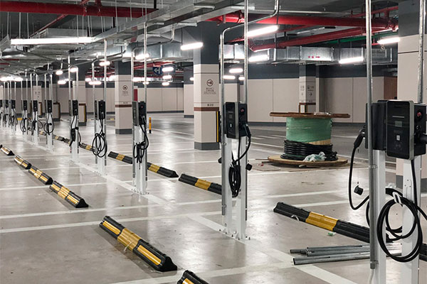 壁掛式充電樁